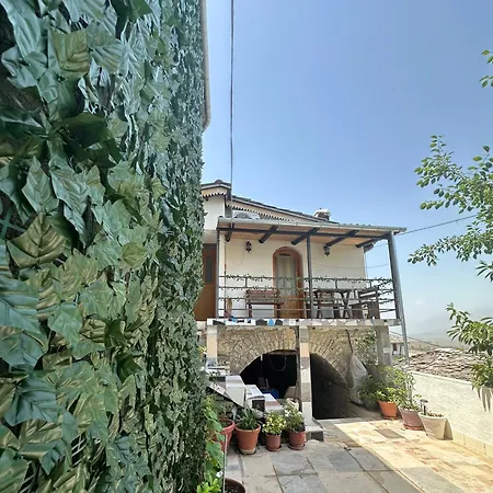 Zeko Two Living Balcony View Garden Pensjonat