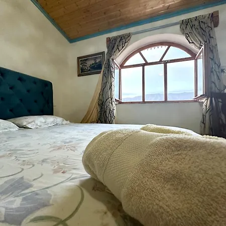 Penzion Zeko Two Living Balcony View Garden