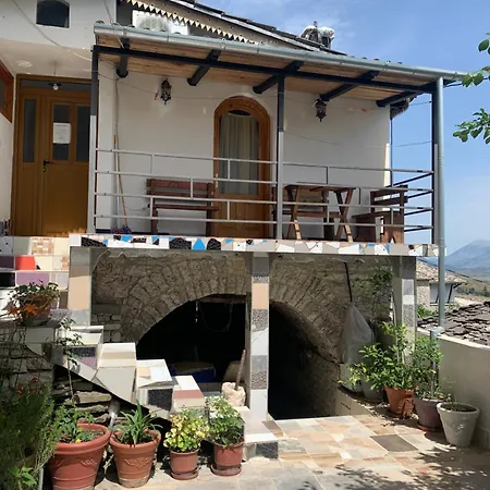 Guest house Villa Zeko Gjirokaster