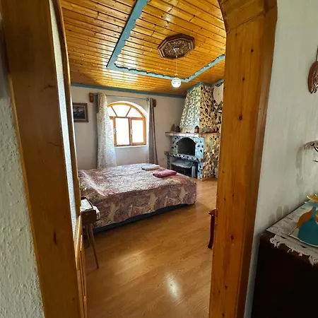 Zeko 招待所 Gjirokastër