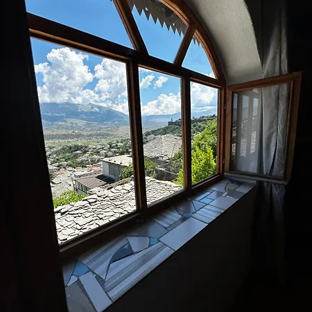 Villa Zeko 3* Gjirokaster