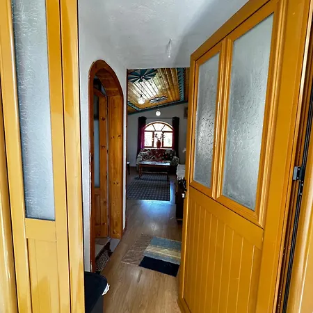 Villa Zeko 3* Gjirokaster
